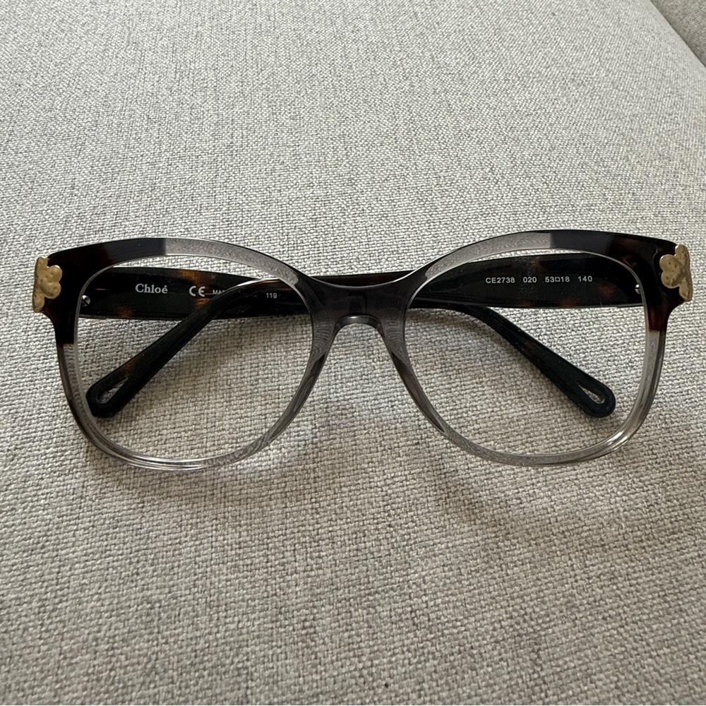 Chloe Black and Brown Glasses with Classic Design